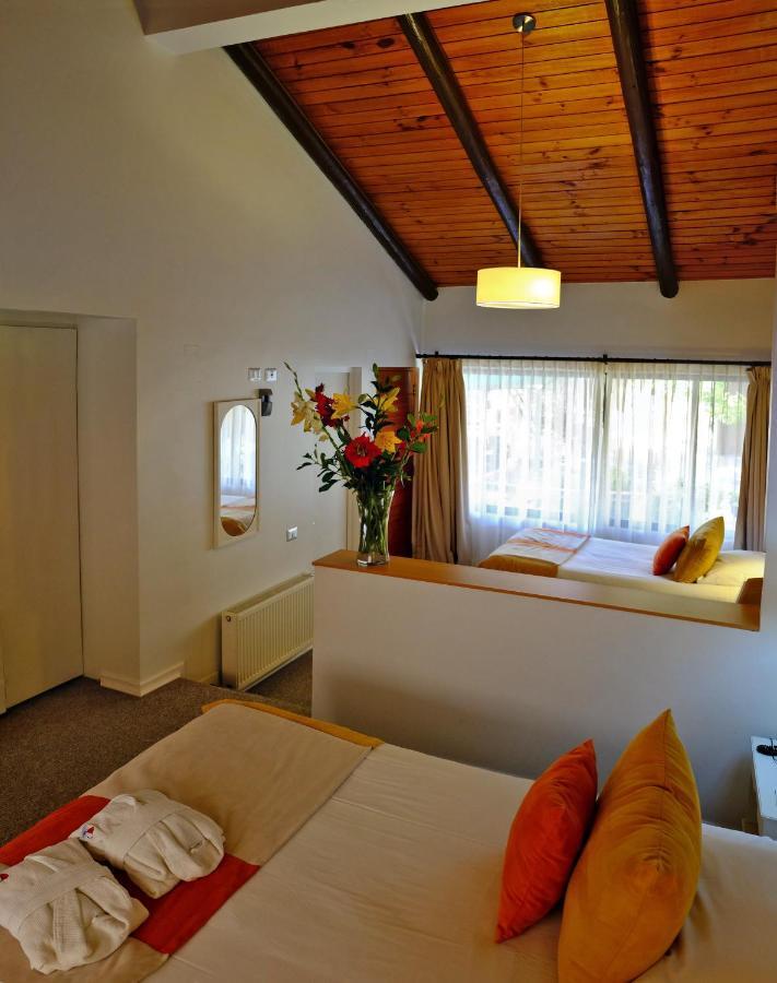 Termas El Corazon Otel San Esteban Dış mekan fotoğraf